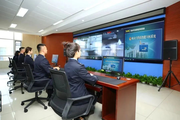 การตรวจสอบ AI ของ Anche ปฏิวัติการตรวจสอบยานพาหนะเชิงพาณิชย์ใน ERDOS ของจีน